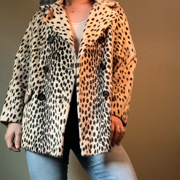 VINTAGE Fur Coat - Picture 2 of 11